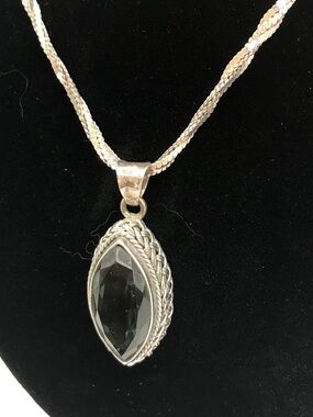 Vintage 925 silver with Emerald green stone necklace by Taxco